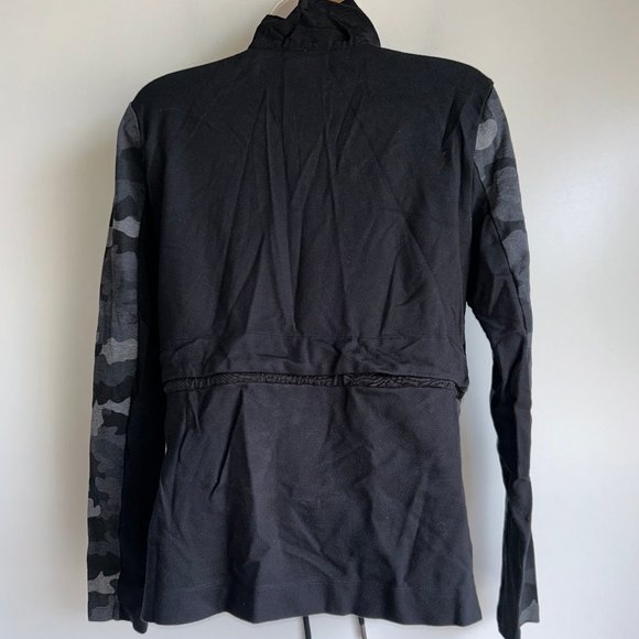 CAbi #3911 ATC Jacket Black Gray Camo Cinch Drawstring Waist Zip Military ~Small - Picture 9 of 14